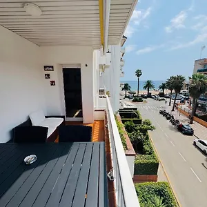  Apartamento Lujoso Piso Enfrente De Playa De Fenals, 2 Terrazas